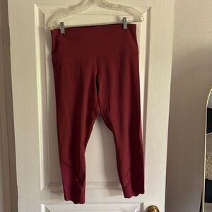 Lululemon Wunder Under Cropped Leggings